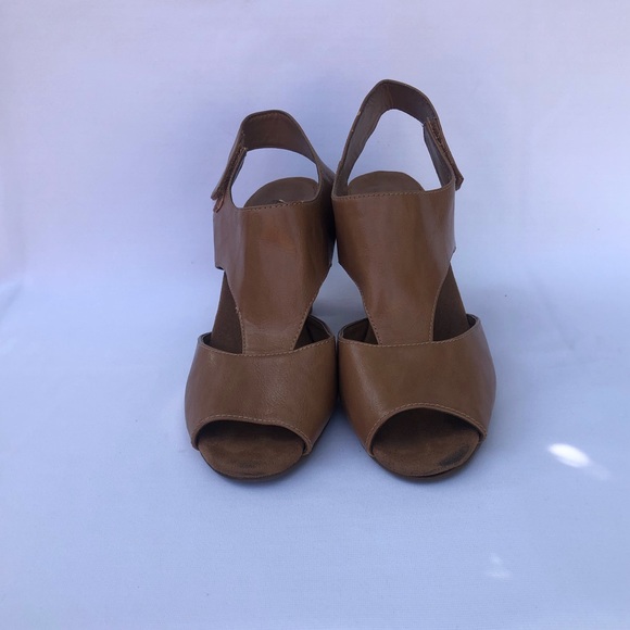 Women’s shoes - Picture 2 of 8